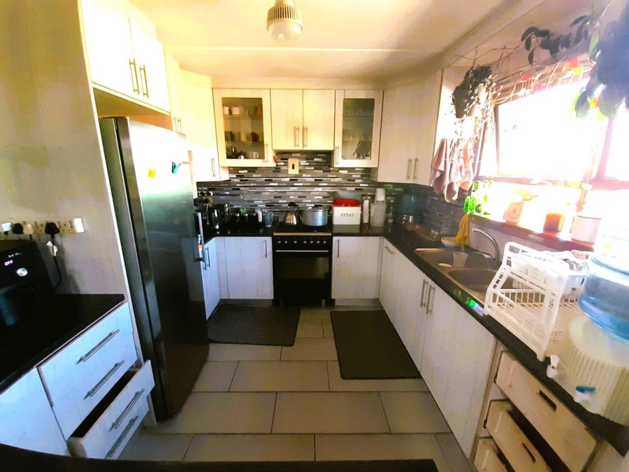 3 Bedroom Property for Sale in Paradise Beach Eastern Cape